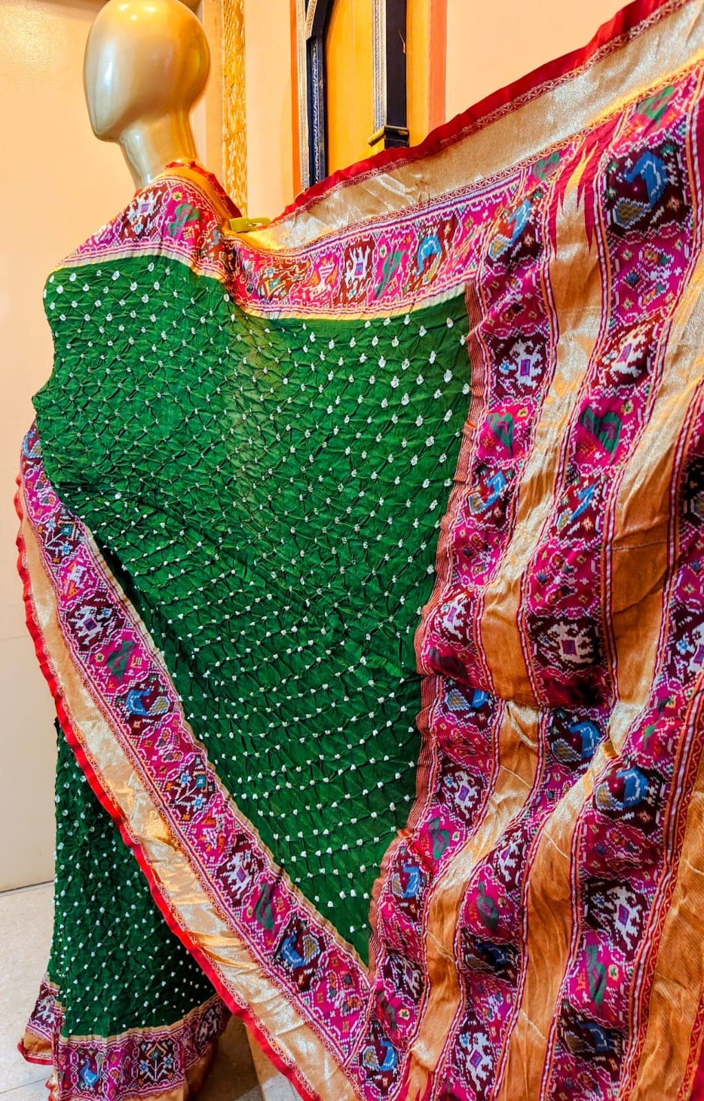 Pallu and border of the emerald saree